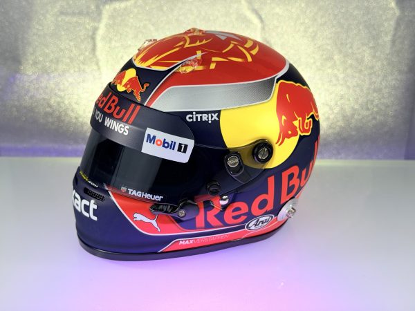 Forma1 Formula1 F1 sisak helmet SISAK Max Verstappen Red Bull Racing F1 Team 2017 - Mini helmet 1:2