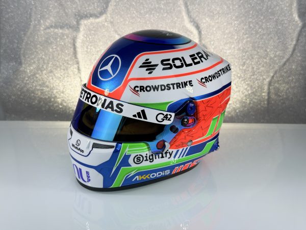 Forma1 Formula1 F1 sisak helmet SISAK Kimi Antonelli – Mercedes AMG 2026. 1:2 Bell - Mini helmet